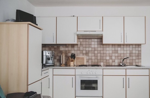 Weerberg Apartment | Quiet apartment right on the edge of the forest with its own garden (pool/ski slope)