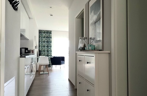 Wasserburg am Inn Apartment | Quiet apartment with terrace for 2 pers. Lake view, direct lake access