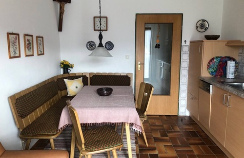 Murnau am Staffelsee Apartment | Quiet apartment with terrace and mountain views in Murnau