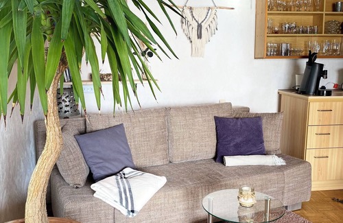 Niedershausen House | Quiet bungalow with covered terrace