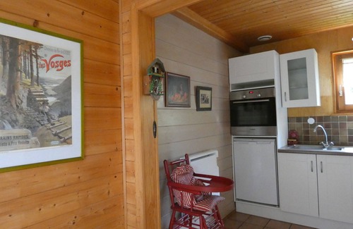 Xonrupt-Longemer Ski Chalet | Quiet, Chalet "Le Pin" 3 CléVacances - 2 bedrooms-fireplace-wifi -