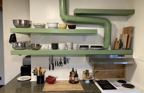 Agate Beach House | Quiet, clean, spacious home - walk to the beach, Yaquina light house & surfing.