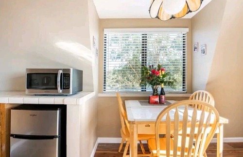 Arroyo Grande House | Quiet Coastal-Valley Ranch Home. 7 acre property with farm animals!