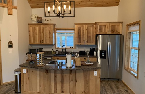 Kettle Falls House | Quiet, Comfy Columbia River Viewspot: Full Kitchen, Grill, Yard; Dogs OK