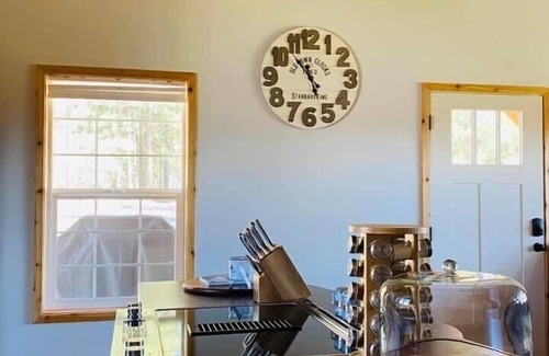 Kettle Falls House | Quiet, Comfy Columbia River Viewspot: Full Kitchen, Grill, Yard; Dogs OK