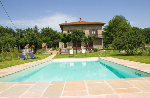 Piazzano Villa | Quiet countryside Holiday House near Cortona