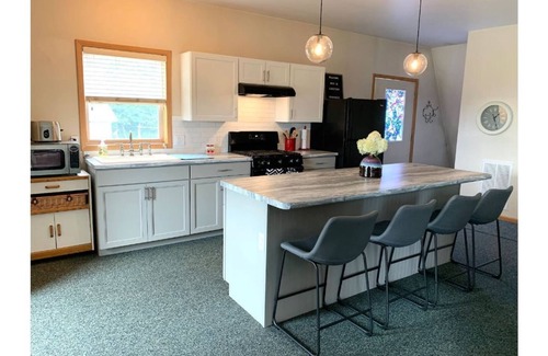 Laurium Apartment | Quiet Country Apartment Getaway