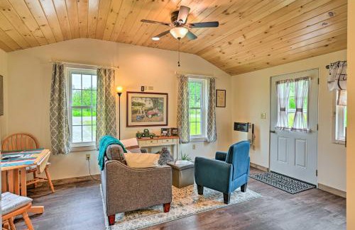 West Edmeston House | Quiet Country Escape Fire Pit, Fish On-Site!