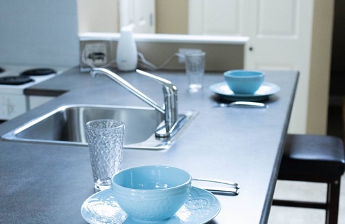 Sidney Apartment | Quiet, cozy 1 bedroom suite, w/separate entrance. Now with A/C!