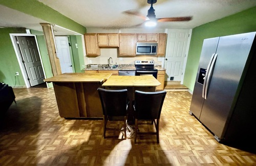 Keene Apartment | Quiet, cozy, cabin apartment in the woods.