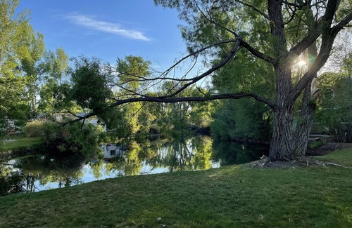 Gunnison Condo | Quiet Cozy Condo in town but walking distance to the Gunnison River