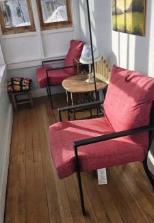 Laurium House | Quiet , cozy home