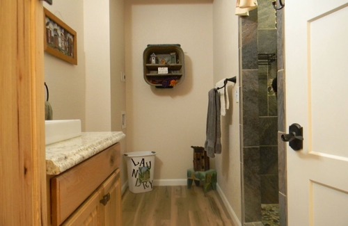Pottawatomie County Other | Quiet, Cozy, quaint affordable place to stay. 50 minutes east of Oklahoma City