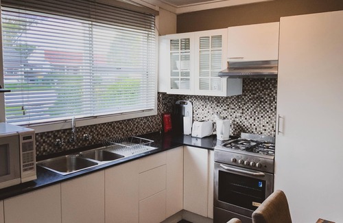 Belmont House | Quiet Cul De Sac House Close to Perth