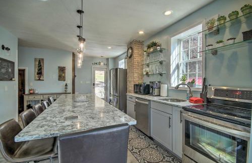 James Creek House | Quiet Escape with Hot Tub, 5 Miles to Raystown Lake!