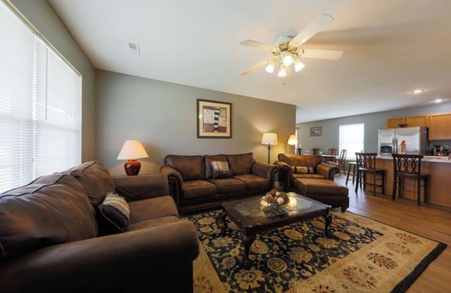 Columbia House | Quiet, Family Friendly 3/2 Home
