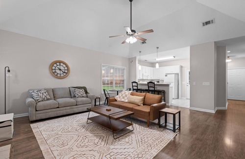 Statesboro House | Quiet Family Home - Near Everything!