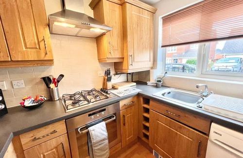 Penderry House | Quiet Family home| Pass The Keys