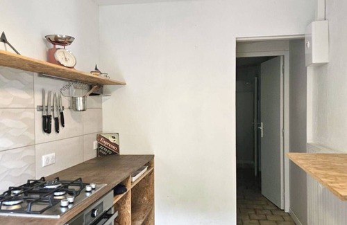 Orx Cottage | Quiet gîte with swimming pool, exceptional view, sleeps 5, Océan & Pays Basque