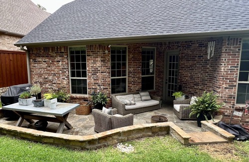 Westlake House | Quiet gated villa, close to major employers & many dining options.