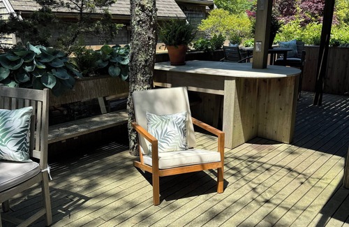 West of Town Apartment | Quiet getaway for two