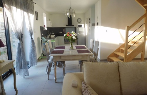 Ploneour-Lanvern Cottage | QUIET GITE 4 PEOPLE NEAR THE SEA WITH COVERED POOL