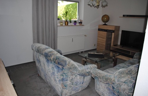 Niederfrohna Apartment | Quiet granny apartment near Limbach-Oberfrohna and Chemnitz