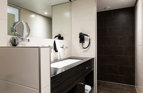 Berg en Dal Hotel | Quiet Hotel Room in a Stunning Dutch Estate | Ideal for a Relaxing Stay!