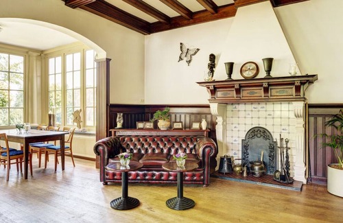 Berg en Dal Hotel | Quiet Hotel Room in a Stunning Dutch Estate | Ideal for a Relaxing Stay!