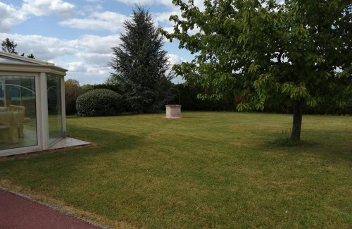Saint-Laurent-Nouan House | Quiet house, 20 minutes from Chambord castle