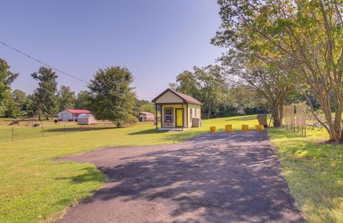 Millington Cottage | Quiet Millington Tiny House Near Naval Air Base!