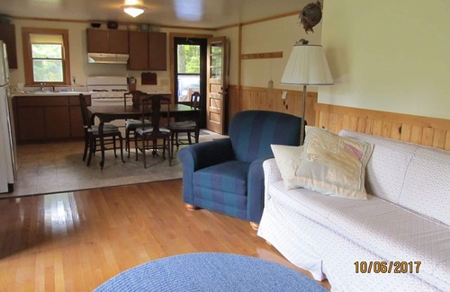 Mason Cabin | Quiet nature cabin on the beautiful Marengo River