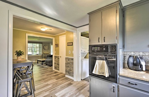 Homer House | Quiet New York Retreat < 7 Miles to Skiing!