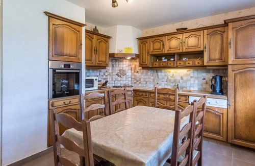 Champagney Cottage | Quiet pavilion near Vosges, pets allowed, large capacity