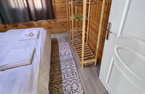 Demre House | Quiet, peaceful tree house by the sea. Apartment, bungalow