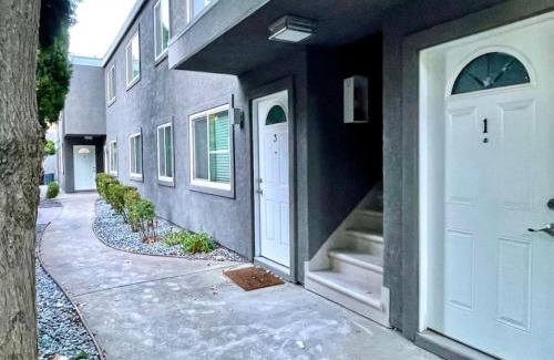 Downtown Sacramento House | Quiet Remodeled 3 Bedroom in Heart of Downtown Sacramento