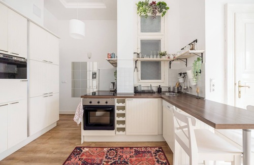 Inner City Budapest Apartment | Quiet retreat in the city centre