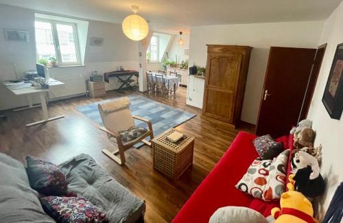 Westend House | Quiet room in big shared-flat 500m from Oktoberfest