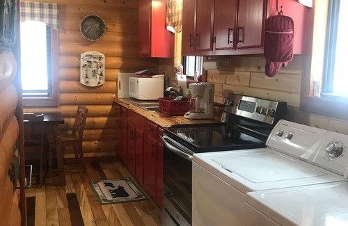 St. Helen Cabin | Quiet, rustic cabin on East Twin Lake near St. Helen, Michigan