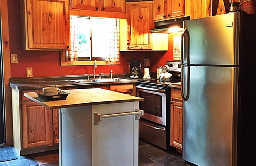 Caroga Lake Cabin | Quiet Seclusion/HotTub/Lake/forest access