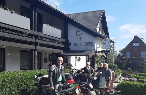 Kell am See House | Quiet shared rooms - Landhotel-Restaurant Haus Doris