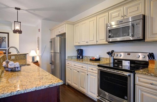 Roper Resort | Quiet spacious condo retreat with pool and waterfront views, Inner Banks, NC