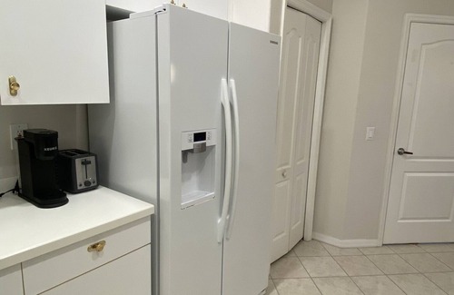 Osprey House | Quiet Stoneybrook Country Club Villa Near Siesta Key -Summer '25 SPECIAL RATES