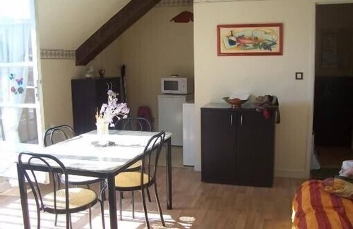 Bagneres-de-Bigorre Apartment | Quiet sunny apartment near the spa town center