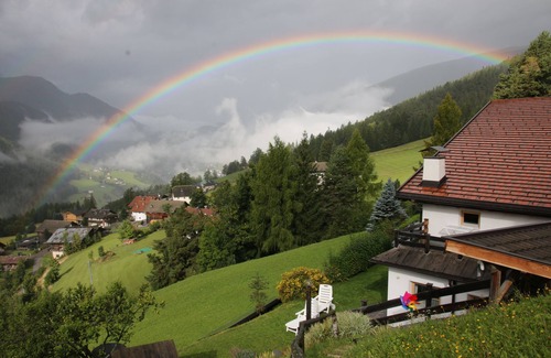 Ortisei Apartment | Quiet, sunny farm in Val Gardena with an impressive landscape