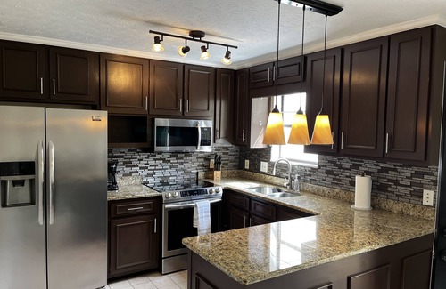 Opelika House | Quiet Townhome just blocks from downtown Opelika, and minutes from everything!