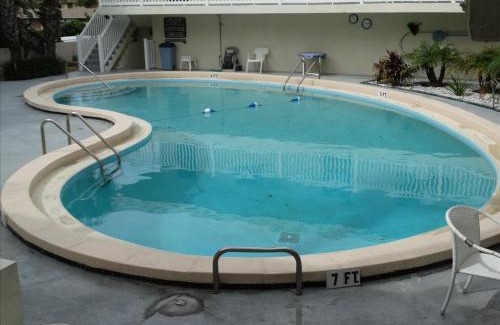 Crescent Beach House | Quiet Vista Del Mar 2 Bedroom Condo Beachfront Property