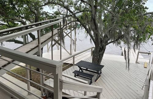 Pearlington House | Quiet Waterfront Paradise 15 minutes from the bustle of Bay St. Louis.