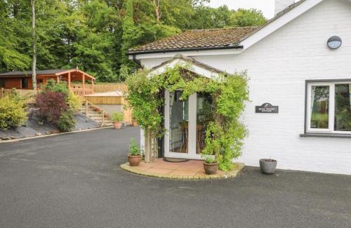 Coleraine House | Quiet Waters Cottage