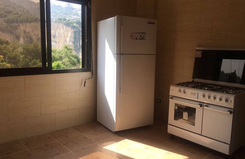 Halat Apartment | Quiet★Comfy★Epic Seaview, 3 bedrooms apartment